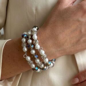 Vintage Coiled Faux Pearl & Crystal Beaded Bracelet EUC